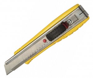 Nůž ulamovací 18mm s kovovou výztuhou Stanley Fatmax 8-10-421